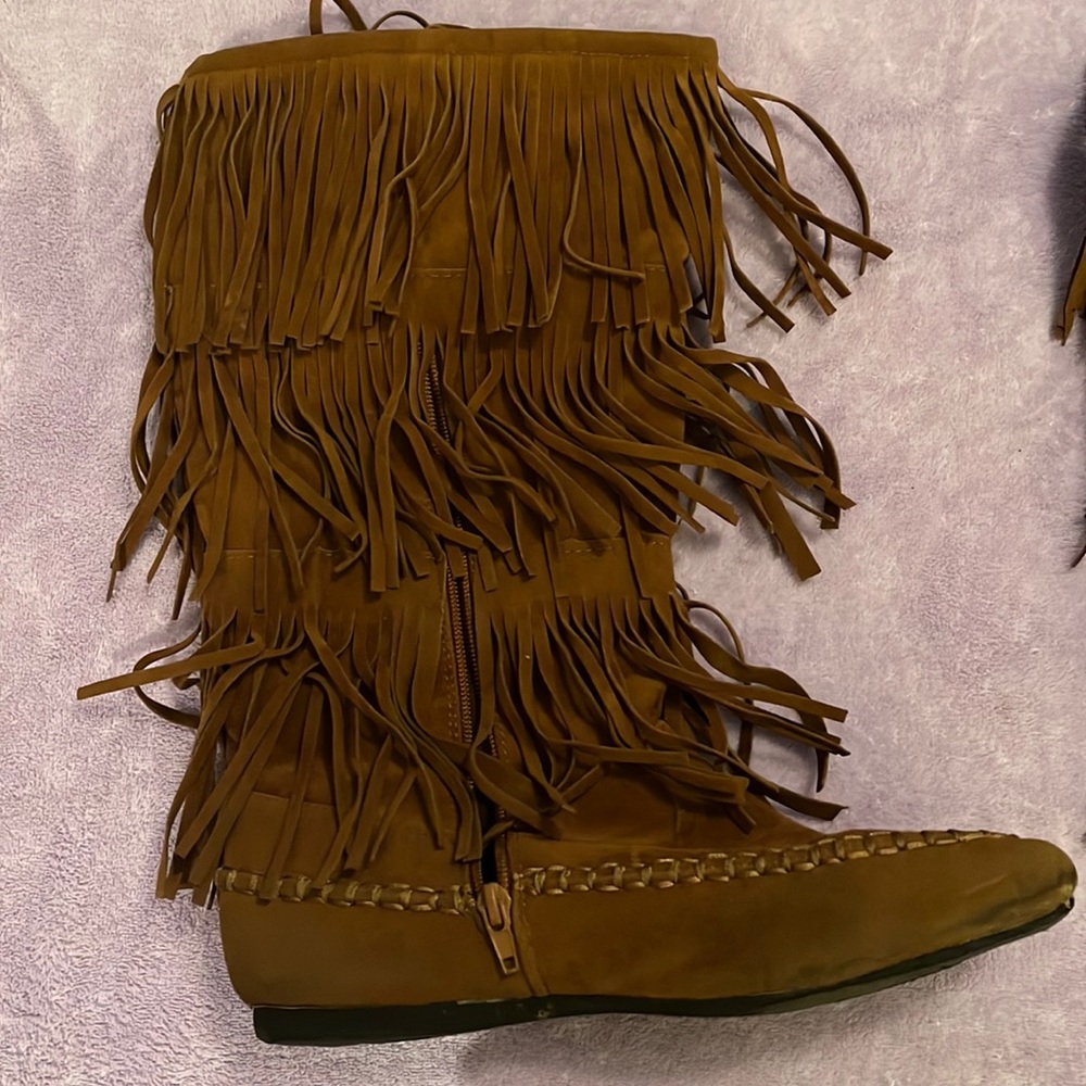 Hotcakes Booties Size: 9 M Color: Brown
